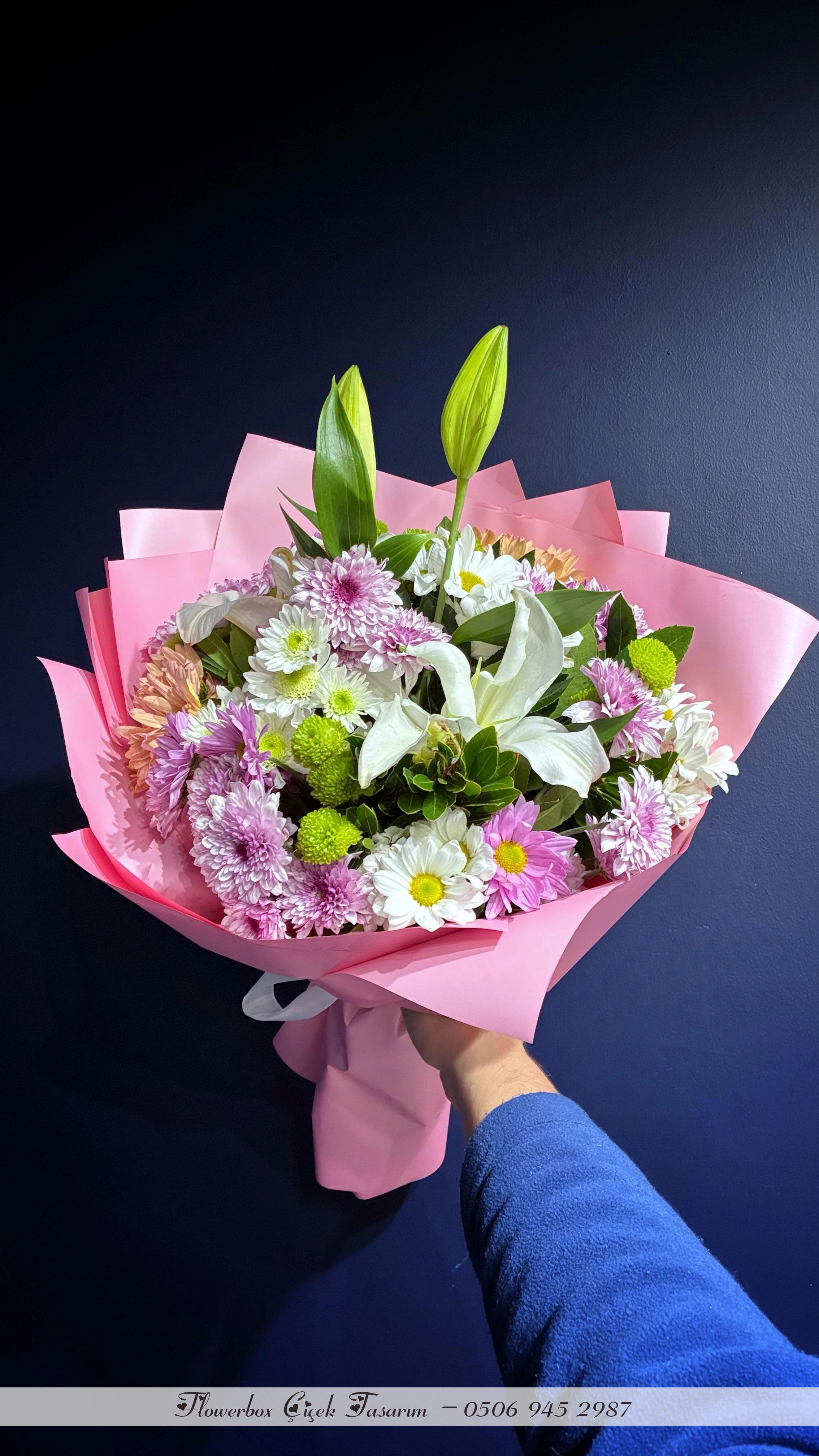 Karışık Lilyum Buketi