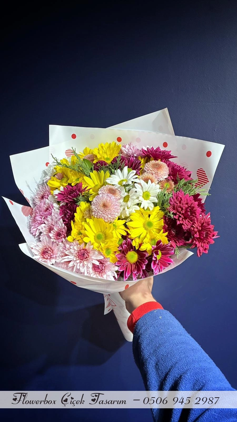 Renkli Karışık Papatya Buketi