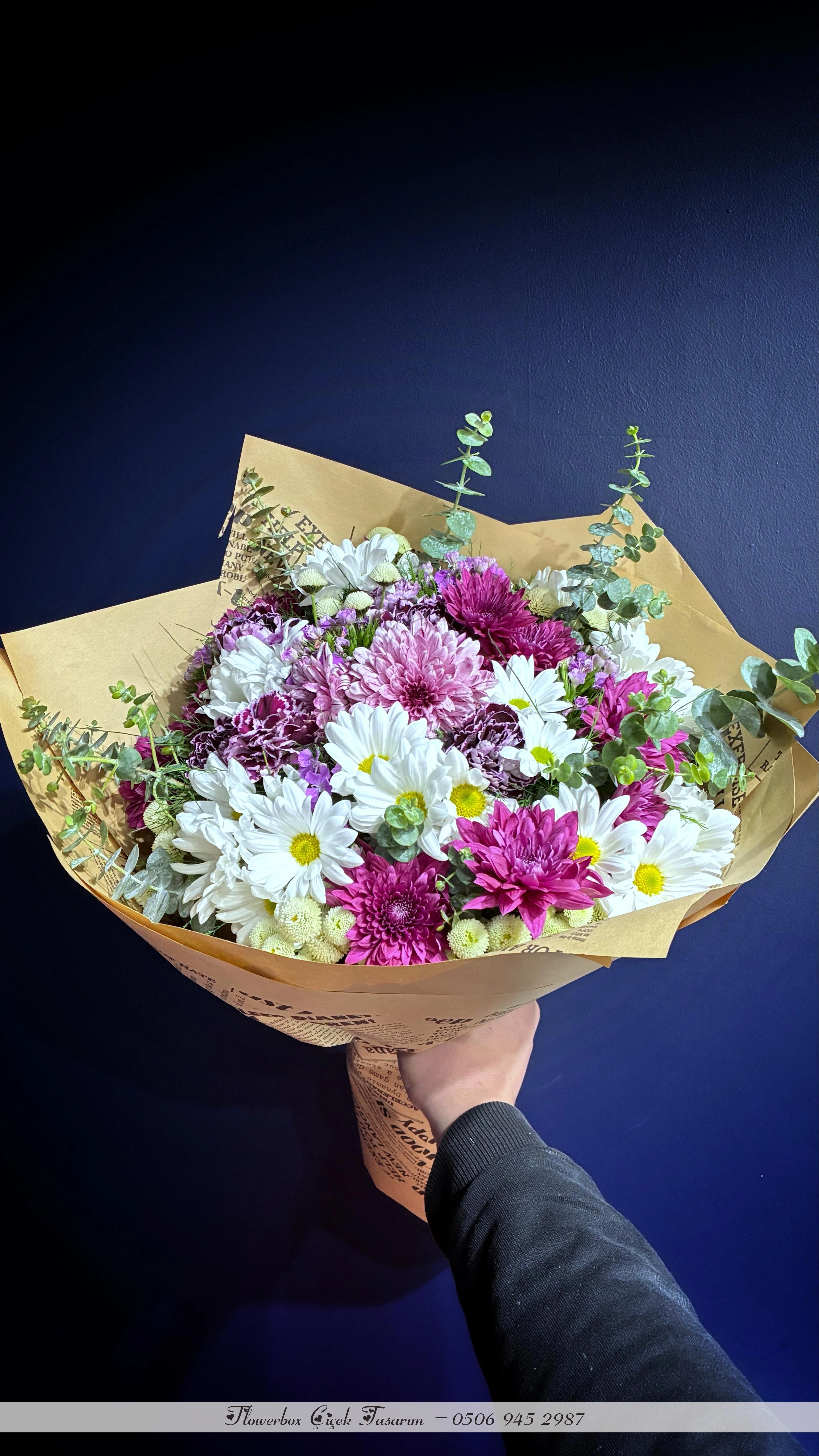 Renkli Karışık Papatya Buketi