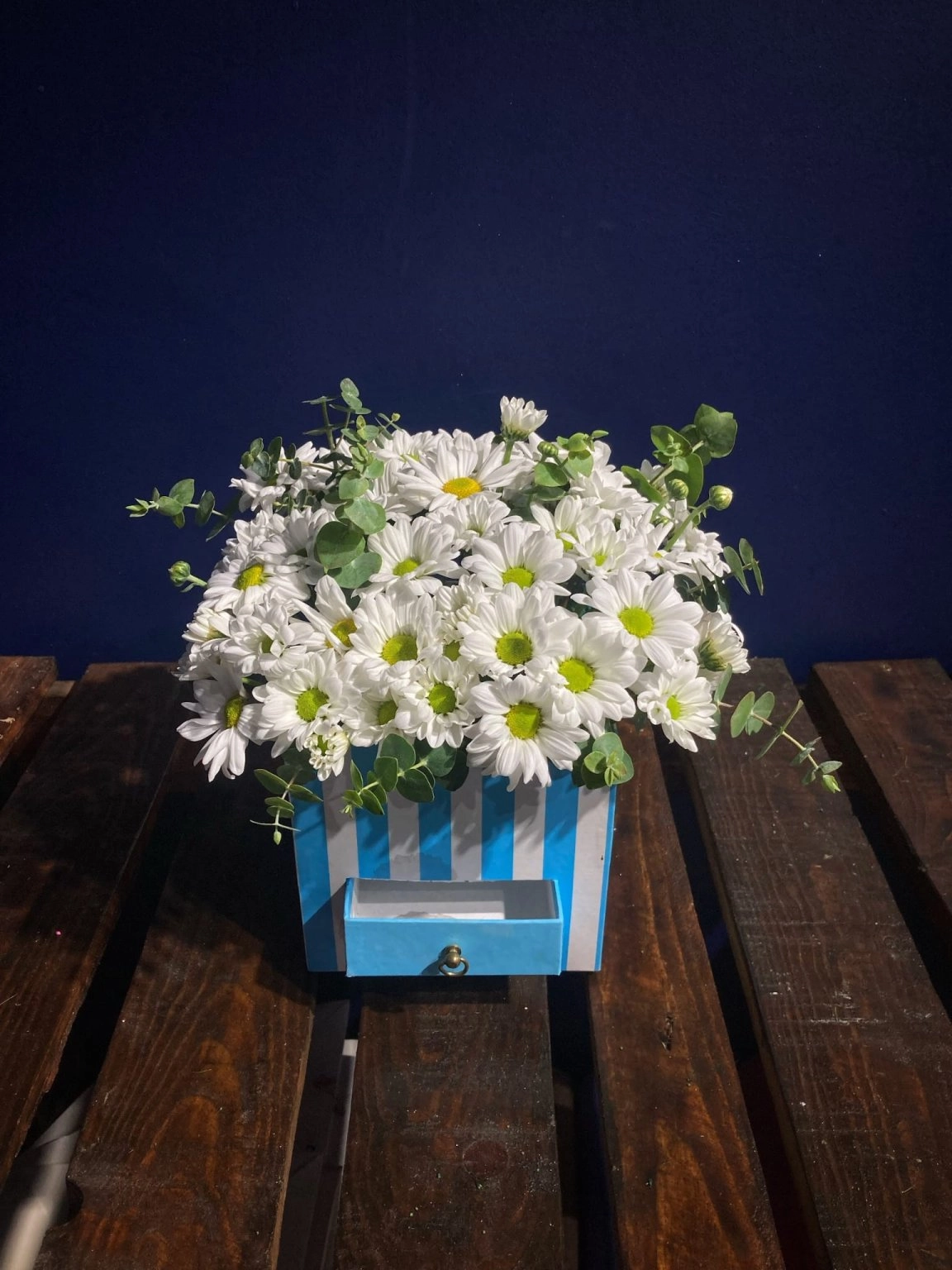 Beyaz Papatya Kutu Aranjman