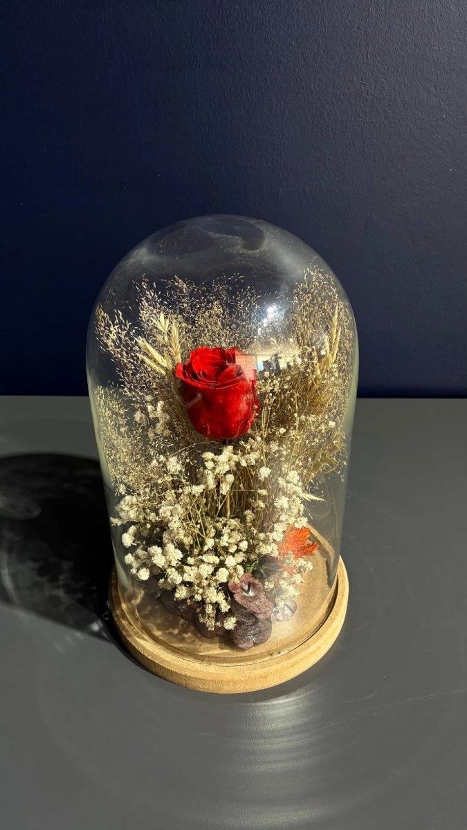 Kırmızı Solmaz Gül Kurşun Cam Aranjmanı