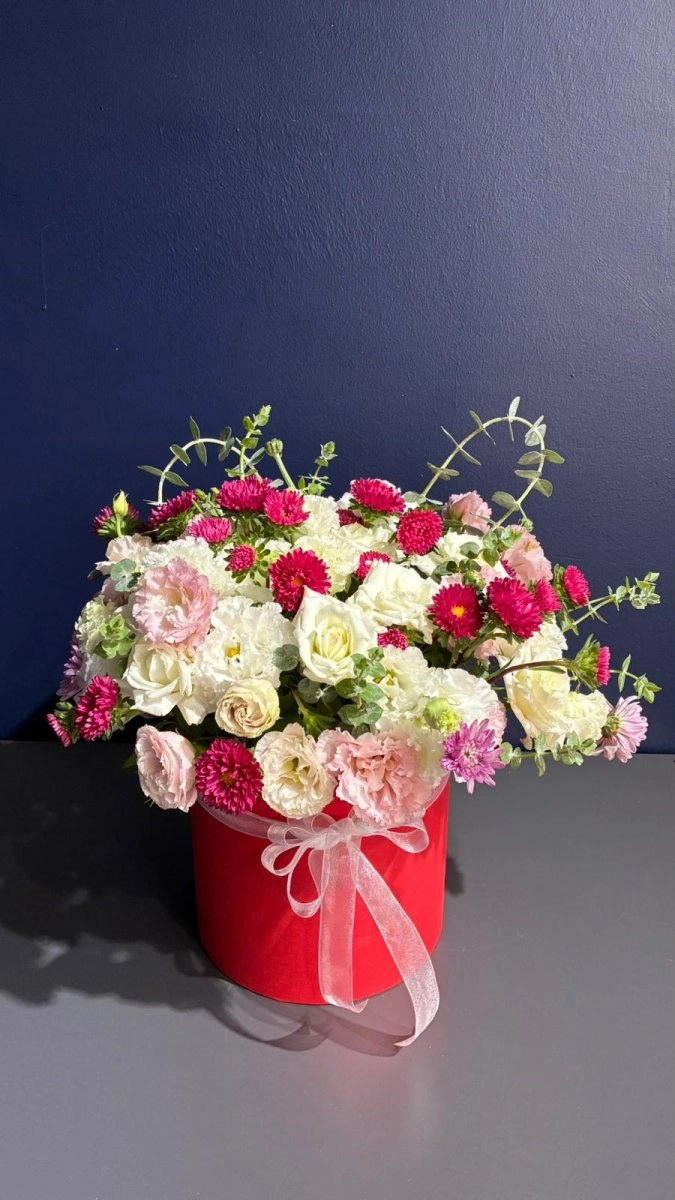 Mix Kutu Canlı Çiçek Aranjmanı