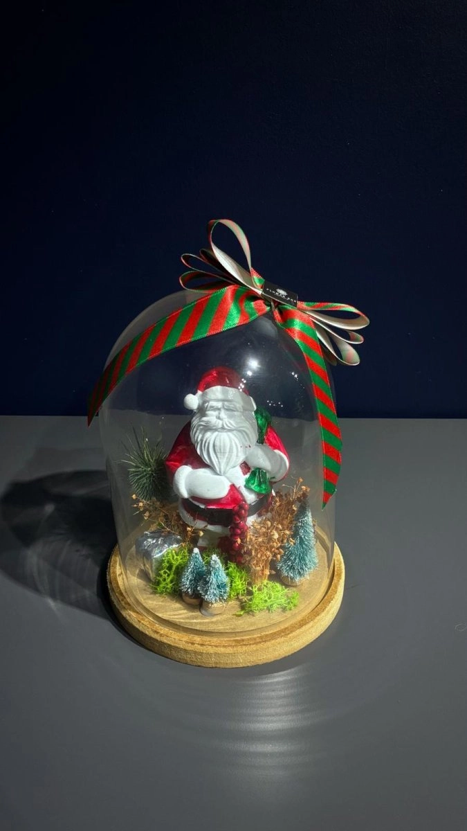 Noel Baba Glass Dome Aranjmanı 