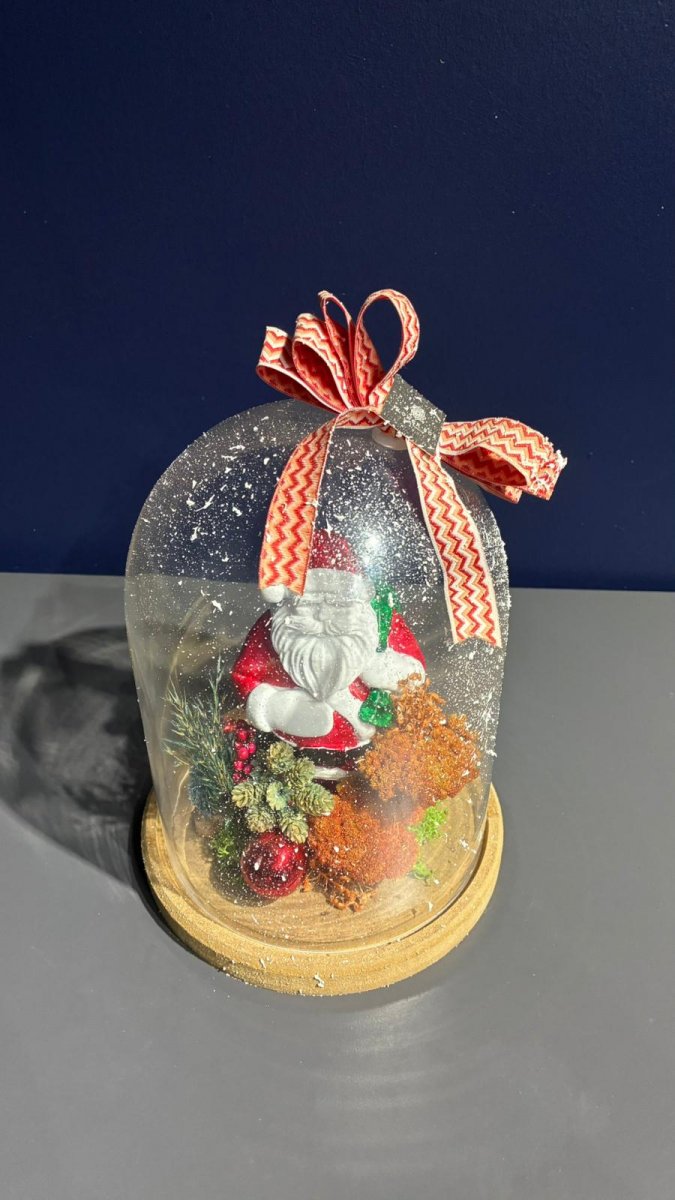 Noel Baba Glass Dome Aranjmanı