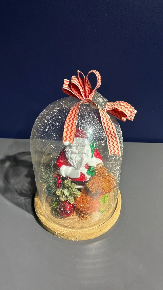 Noel Baba Glass Dome Aranjmanı