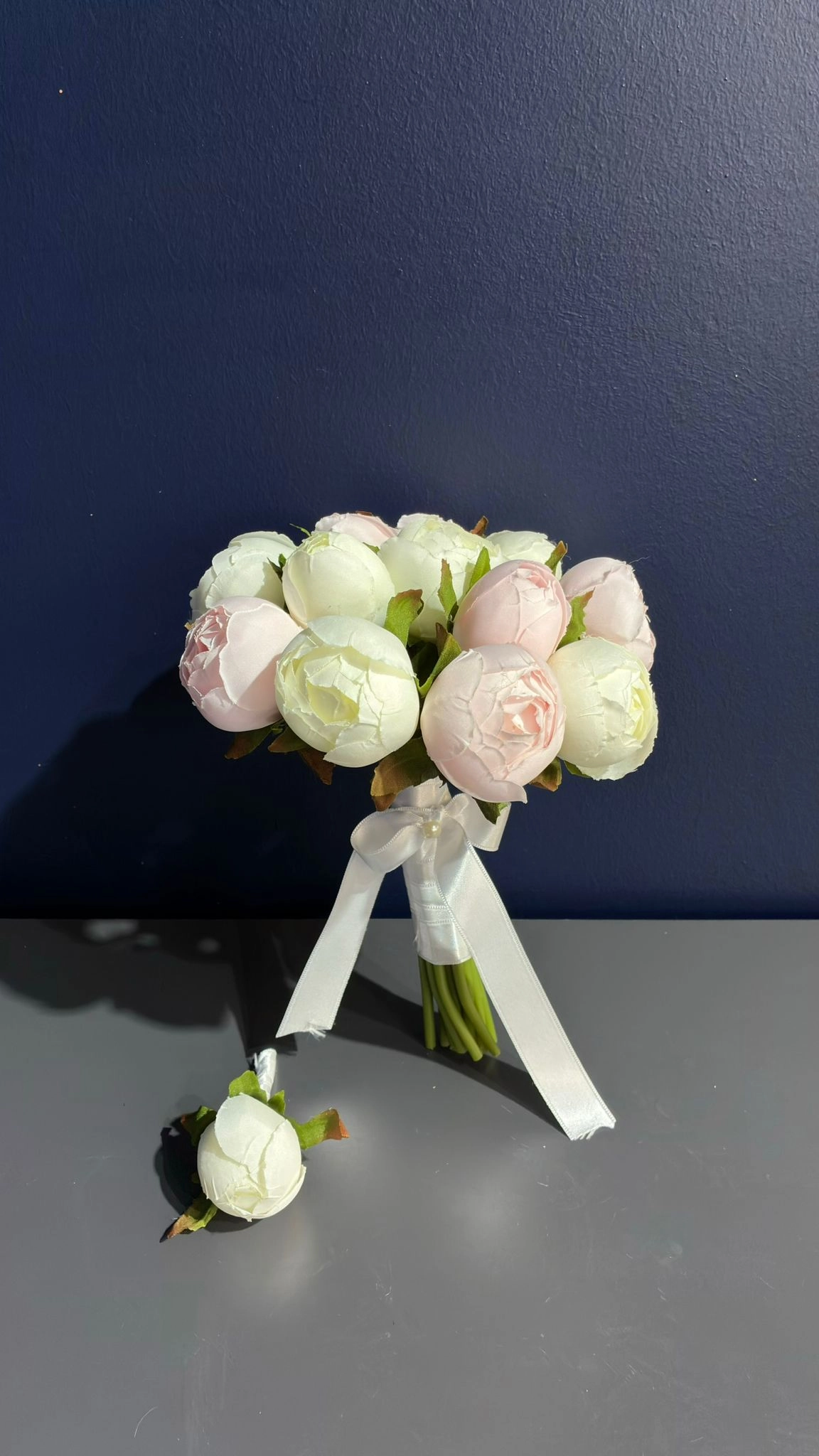 Pembe Beyaz Şakayık Gelin Buketi ( Yapay )