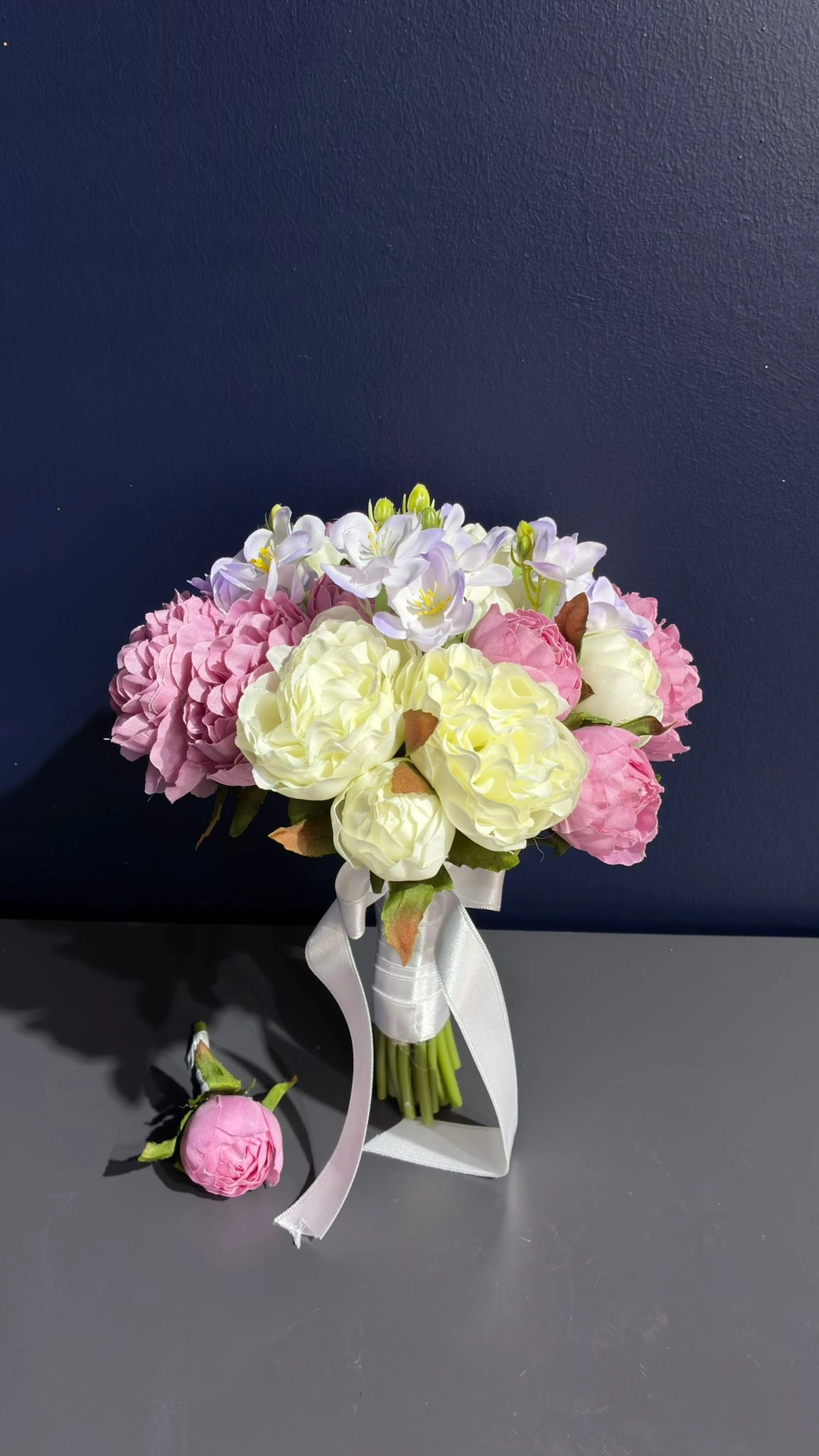 Pembe Beyaz Şakayık Mix Gelin Buketi ( Yapay )