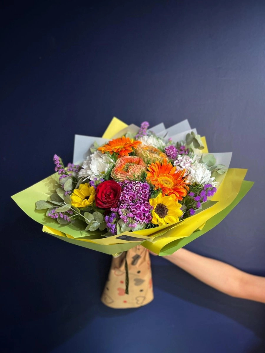 Renkli Karışık Buketler