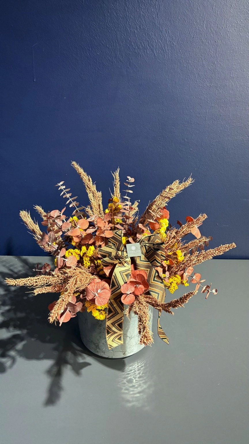 Seramik Saksı Içerisinde Kuru Çiçek Aranjmanı