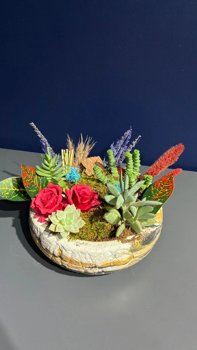 Seramik Saksı İçerisinde Terarrium Aranjmanları 